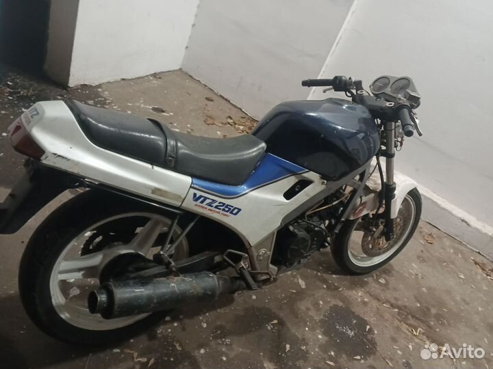 Honda VTZ250