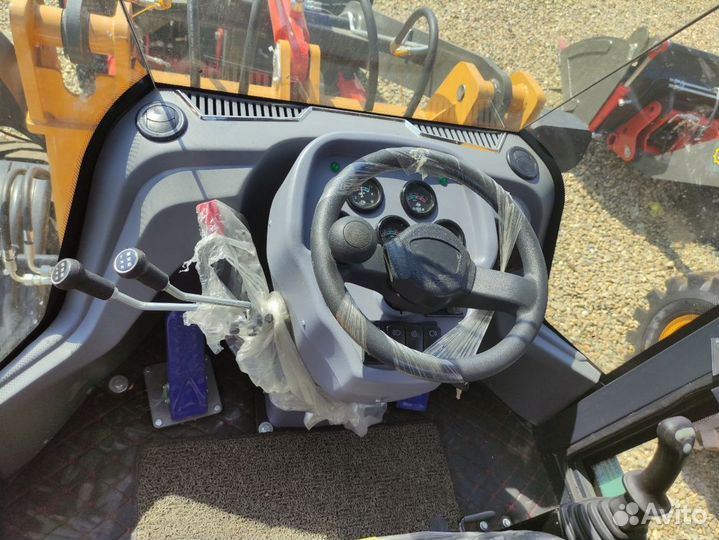 Фронтальный погрузчик Kyloton MR22, 2023