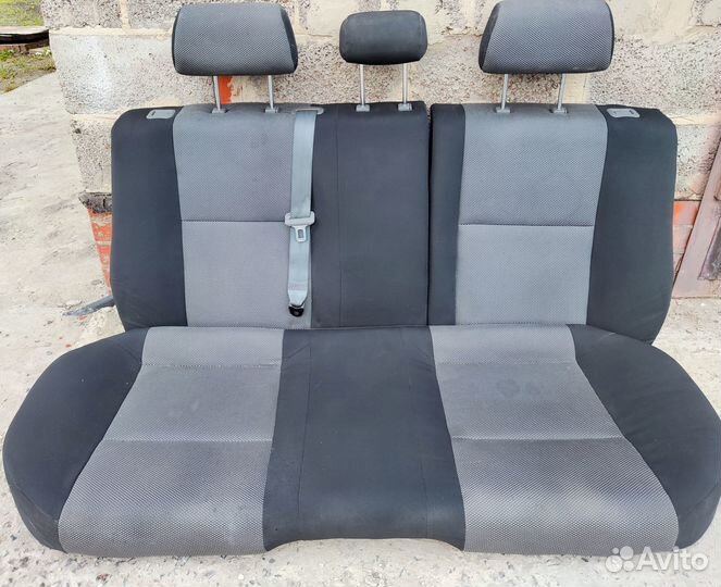 Задние сиденья на Шевроле Лачетти универсал