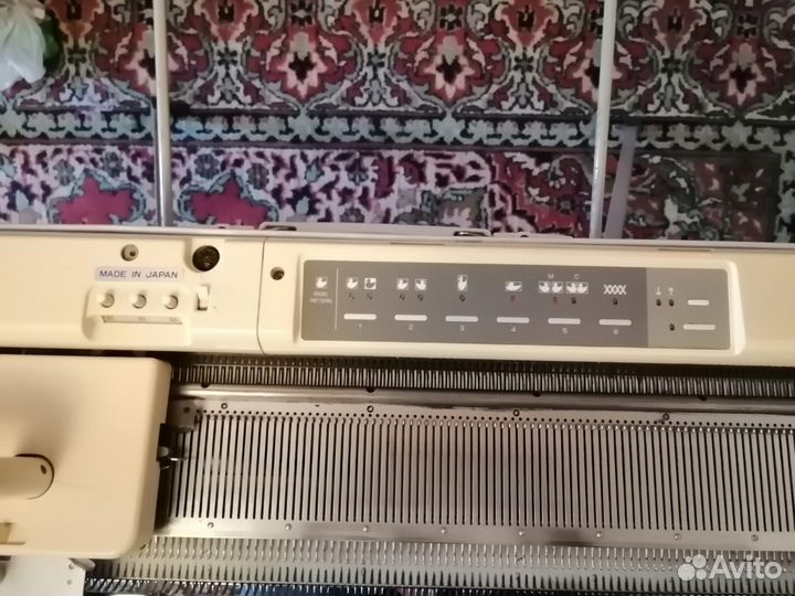 Электронная вязальная машина Silver Reed SK-580