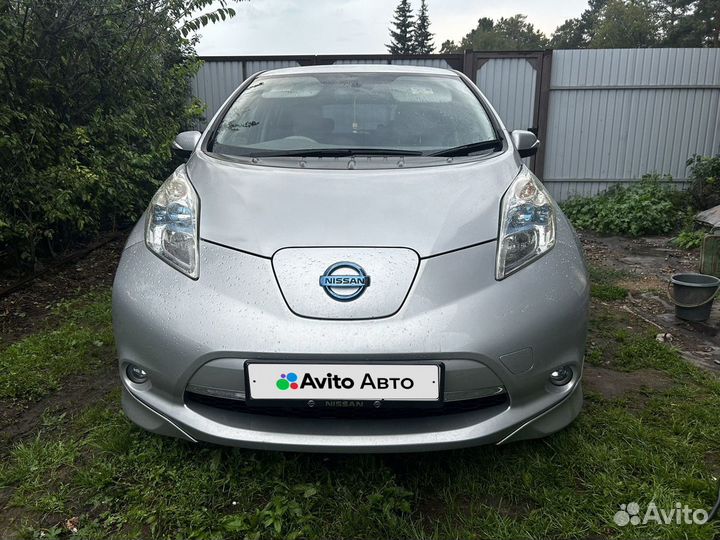 Nissan Leaf AT, 2011, 167 000 км