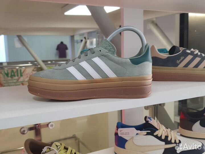 Кроссовки adidas gazelle bold w