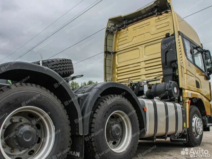 Shacman (Shaanxi) SX42584V324, 2023