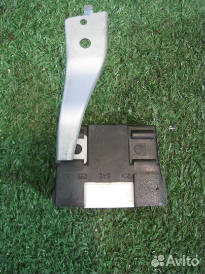 Блок управления иммобилайзером Toyota RAV4 A30 20