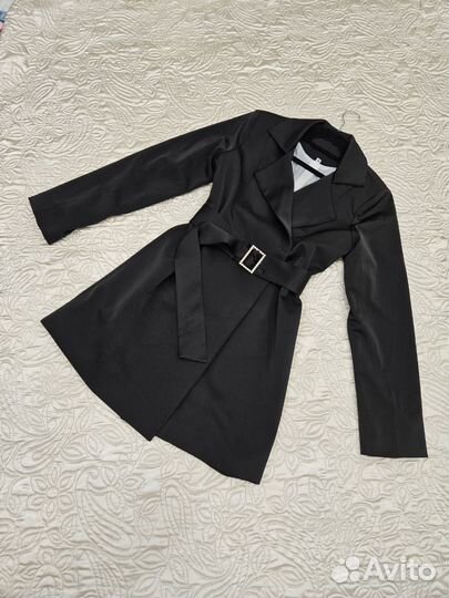Платье пиджак 42 44 новое