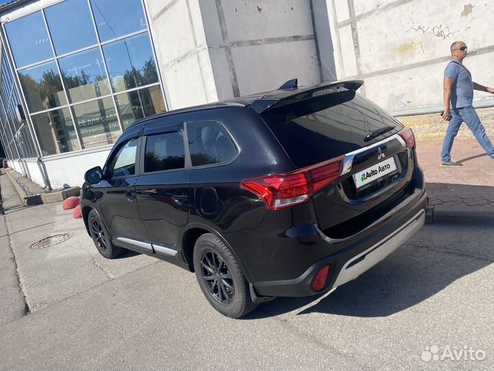 Mitsubishi Outlander 2.0 CVT, 2018, 159 000 км