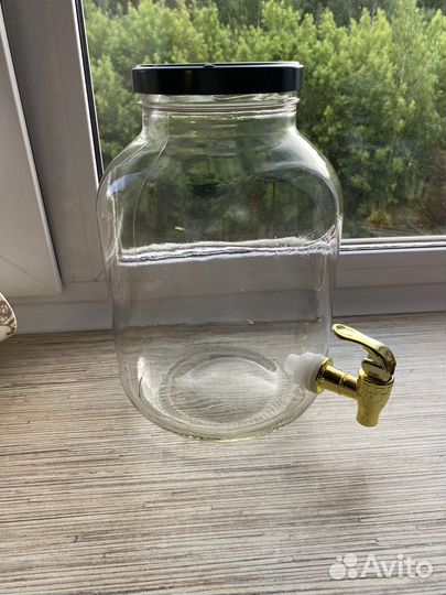 Банка новая для напитков с дозатором (стекло)