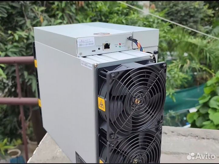 Antminer S19 XP 134/141 Th