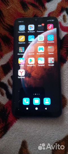 Xiaomi Mi 9, 6/64 ГБ