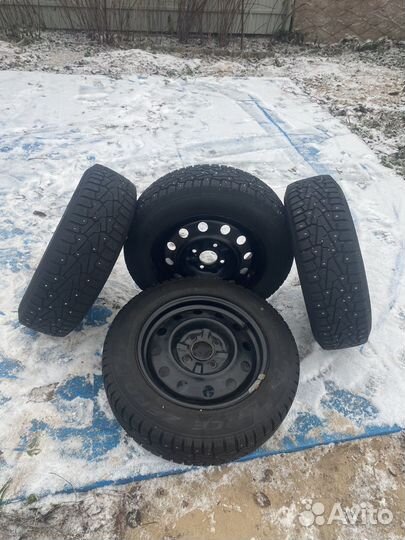 Pirelli Ice Zero 185/65 R15 92T