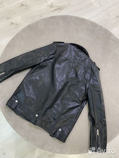 Косуха stradivarius