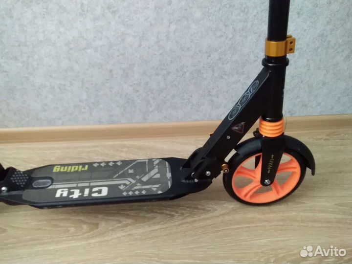 Самокат городской взрослый