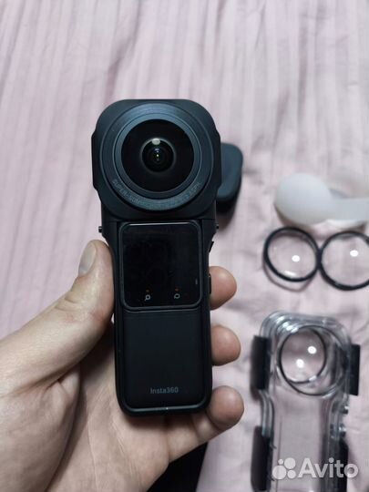 Экшн-камера Insta360 ONE RS 1-Inch 360, 6144x3072