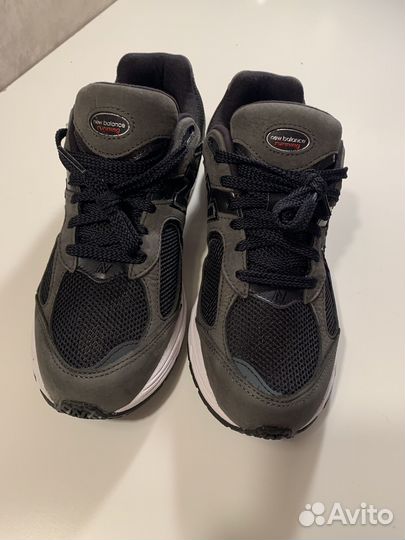 Кроссовки мужcкие New Balance 2002r 43 eu