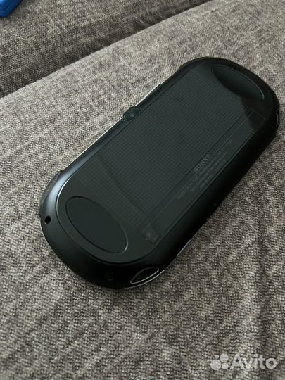 Sony playstation Vita 3G + 8 картриджей