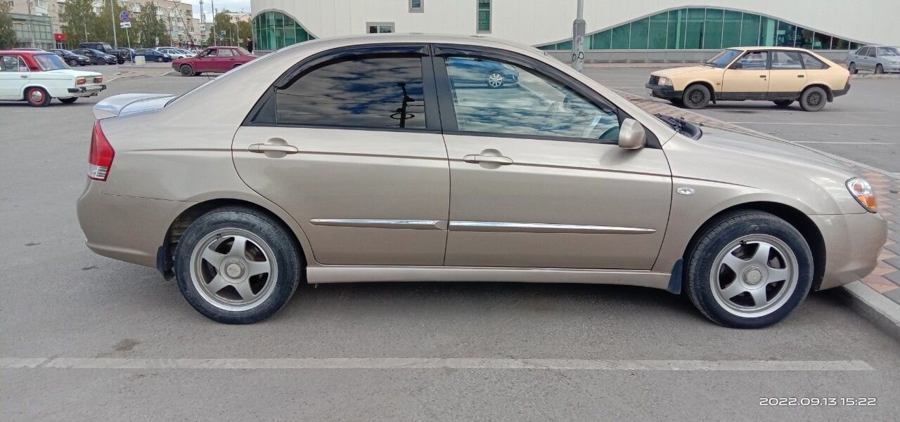 Kia Cerato: фото владельца