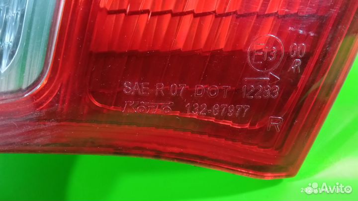 Фонарь внутренний правый для Mitsubishi Lancer 10