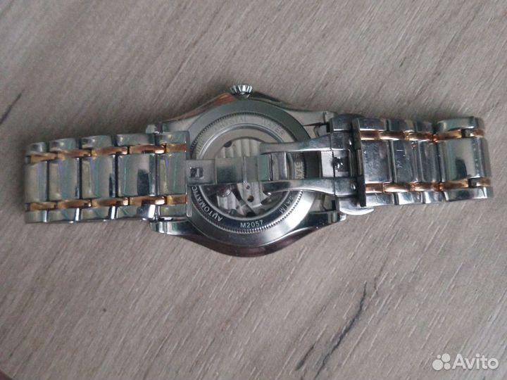 Наручные часы