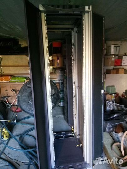 Серверные шкафы Huawei 46U