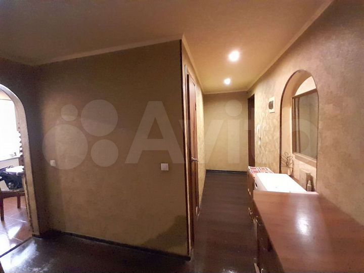 2-к. квартира, 45 м², 2/4 эт.