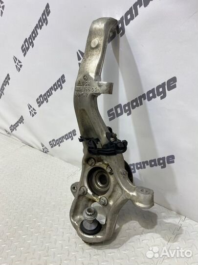 Кулак поворотный передний левый Mercedes Gls 350 D