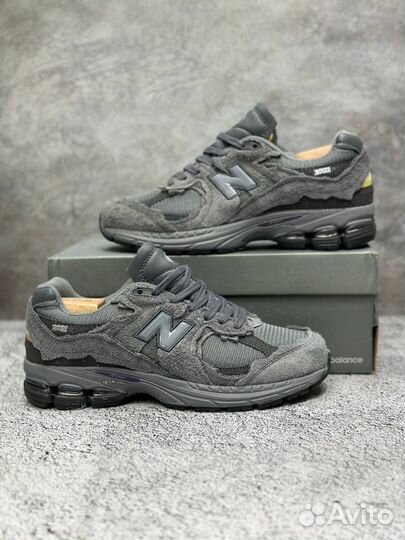 Кроссовки new balance 2002r