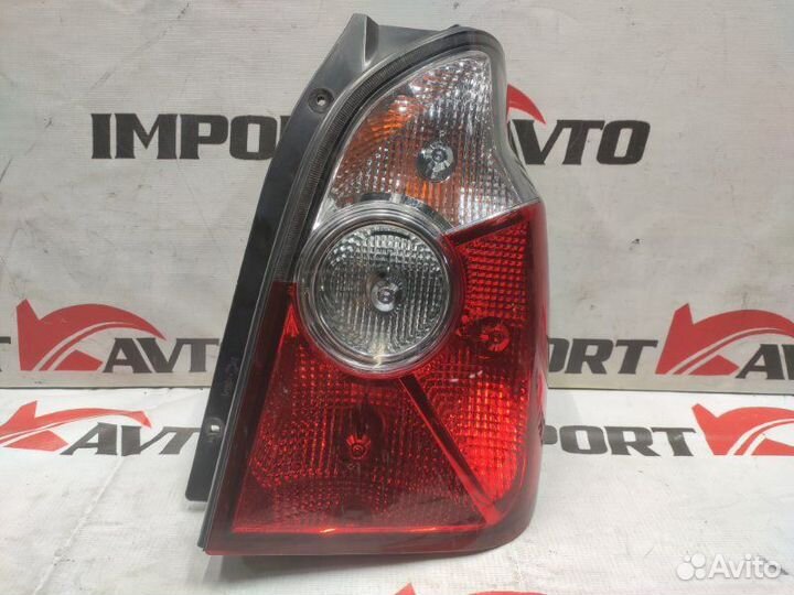 Стоп-сигнал правый Hyundai Terracan HP D4BH