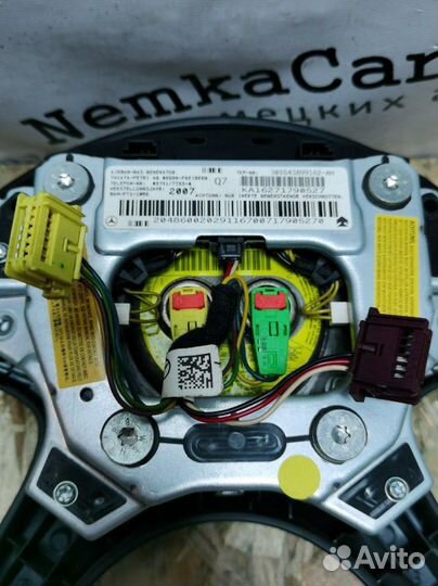 Подушка безопасности в руль Mercedes-Benz C-Class