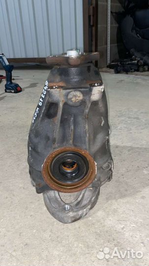 Редуктор заднего моста на мерседес 639