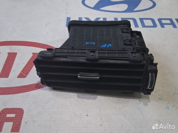 Дефлектор центральный левый Kia Optima 4 JF