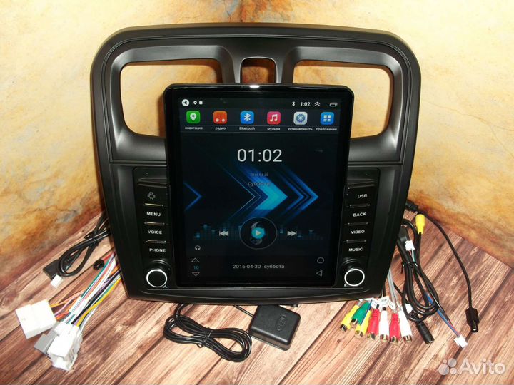 Магнитола Renault Logan 2 Android типа Tesla