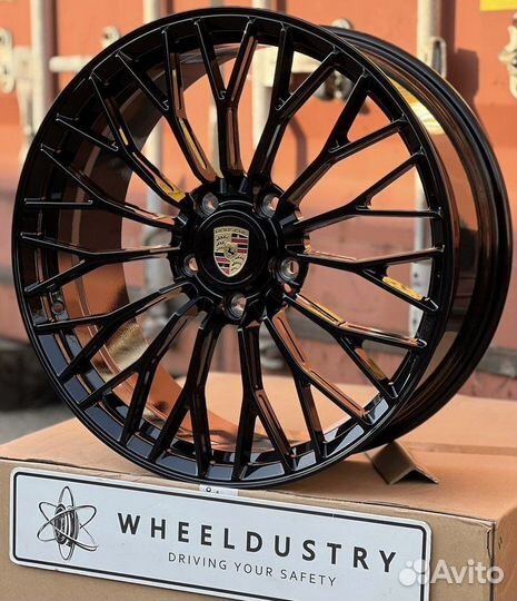 Кованые диски R20 Porsche 911 Carrera 992 наличие