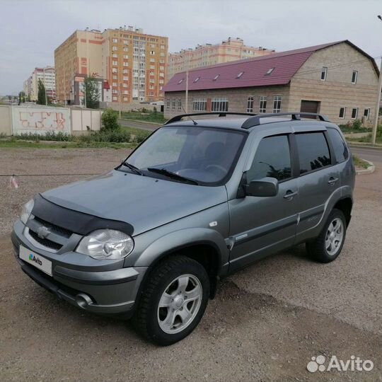 Chevrolet Niva, 2011
