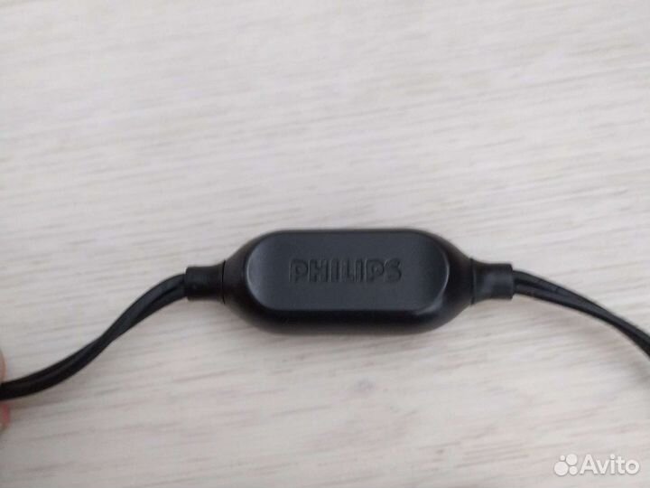 Проводные наушники Philips