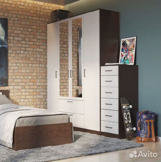 Комод высокий в наличии