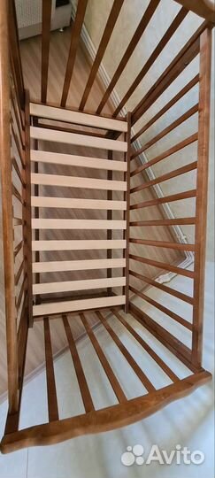 Детская кроватка Можга с продольным маятником