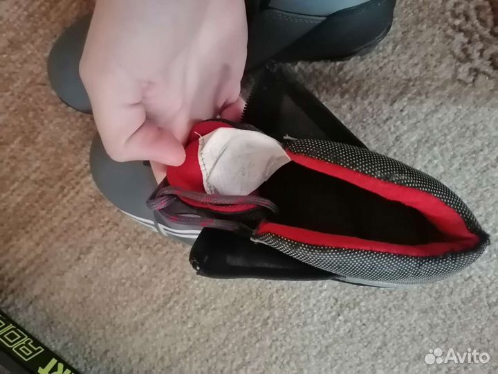 Лыжные ботинки spine