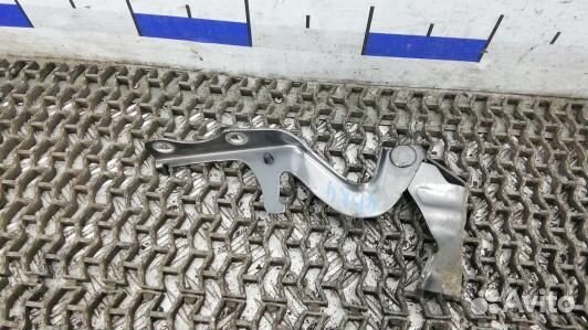 Петля капота toyota corolla verso 2 (4BR04D501)