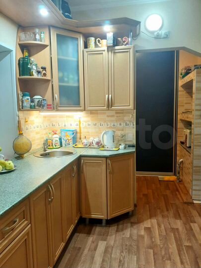 Дом 200 м² на участке 12 сот.