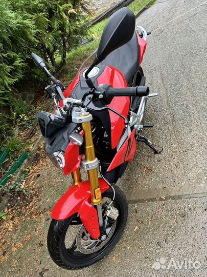 BMW G310R