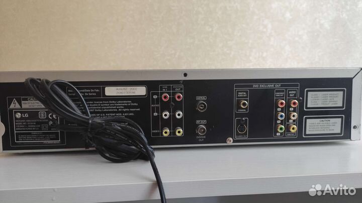 Видеомагнитофон dvd и vhs LG DC591W