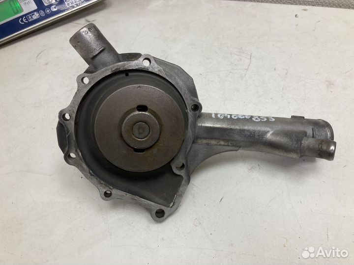 Помпа (насос водяной) Мерседес m111 1112010401