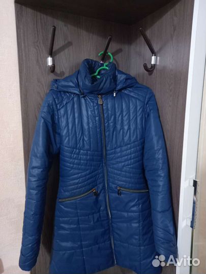 Куртка демисезонная женская 46 размер