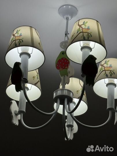 Люстра для детской