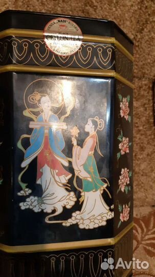 Жестяная банка из под чая