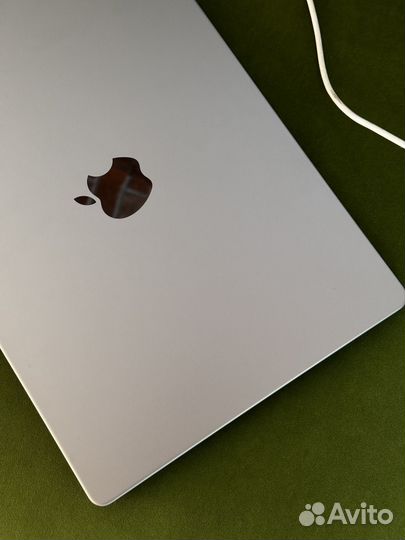 Новейший MacBook Pro 14 на Apple M3 100% АКБ