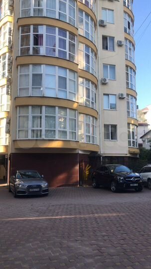 4-к. квартира, 98 м², 5/9 эт.