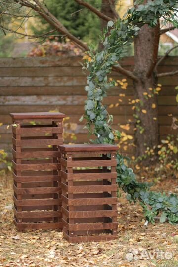 Деревянные стойки / колонны для цветов на свадьбу