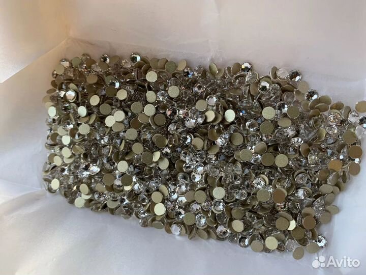 Стразы Crystal SS20