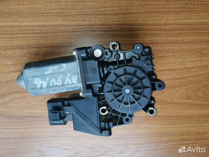 Моторчик стеклоподъемника перед левый ауди а6 с5